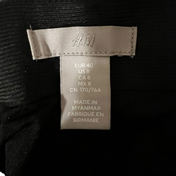 H&M Plaid Mini Skirt Womens 4 Black Gray Preppy Schoolgirl A-Line Classic Fall - Picture 6 of 7